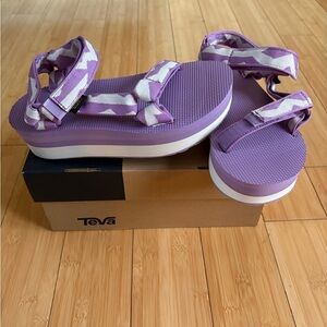 Teva Universal Sandal Women's Dusty Lavender Platform size 7 NWT